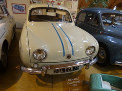 MUSEE de L'AUTOMOBILE à LOHEAC